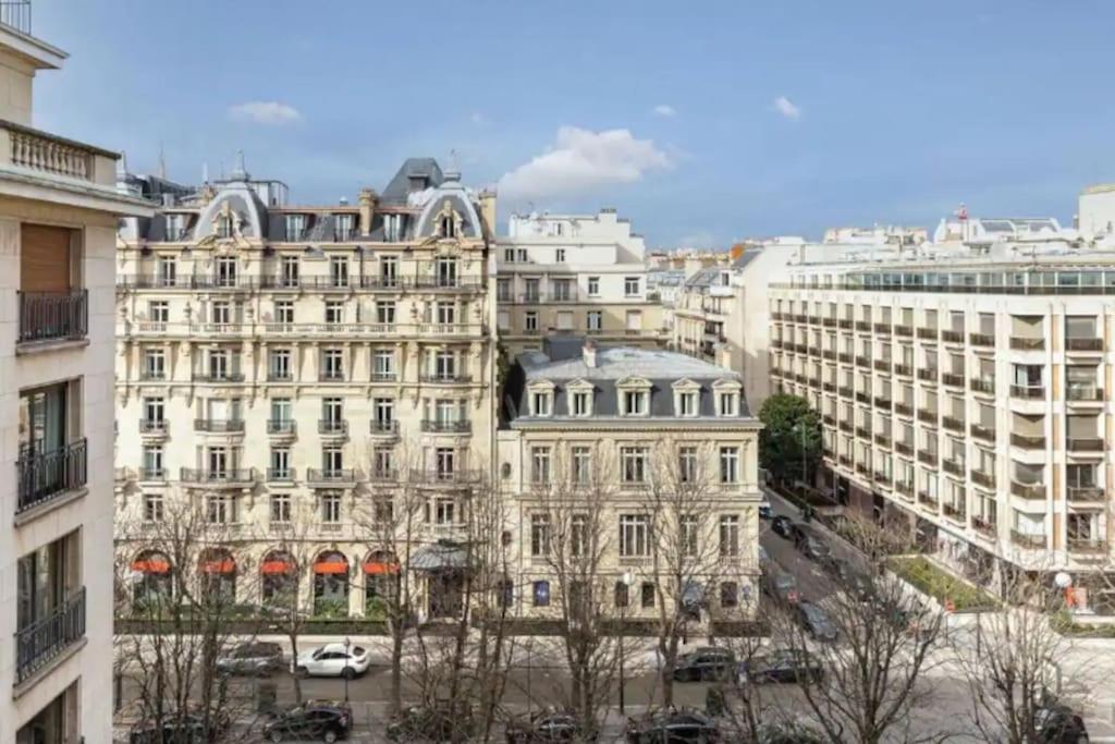 Avenue Montaigne Luxury 2br 4p Appartement